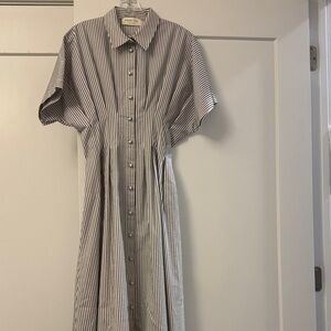 Classic Black and White Striped 3/4 Sleeve Dress